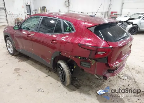 2024 Chevrolet Trax Fwd Sp z USA, uszkodzony, nr VIN KL77LFE2XRC217678